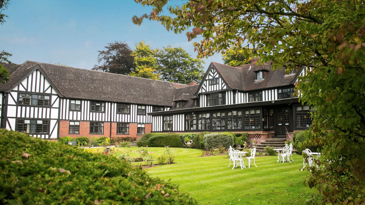 Hogarths Stone Manor Location
